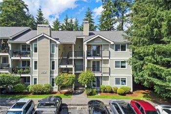 6531 200th Street SW #304, Lynnwood, WA 98036
