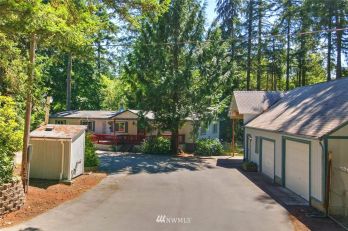 8181 Toad Road , Port Orchard, WA 98367