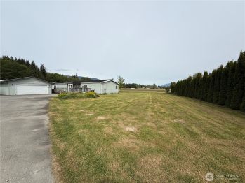 8713 F&S Grade Road , Sedro Woolley, WA 98284