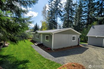 18429 Hames Street SE, Yelm, WA 98597