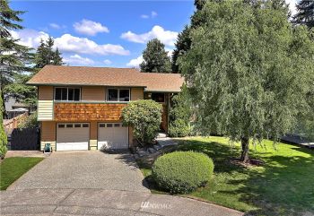 15820 NE 106th Street , Redmond, WA 98052