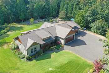8640 NE Nature Way , Kingston, WA 98346