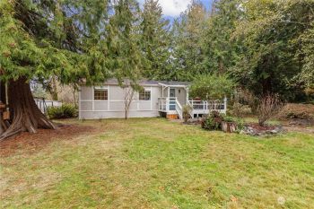 12658 NE Munson Street , Kingston, WA 98346