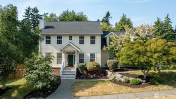 2414 42nd Place , Anacortes, WA 98221