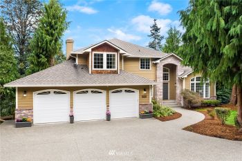 25702 SE 192nd Street , Maple Valley, WA 98038
