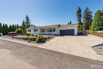 2512 Columbus Avenue , Port Angeles, WA 98362