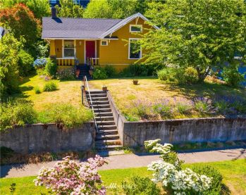5227 40th Avenue SW, Seattle, WA 98136-1218