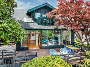 2027 34th Avenue S, Seattle, WA 98144