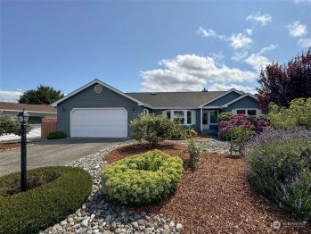 811 E Alder Street , Sequim, WA 98382