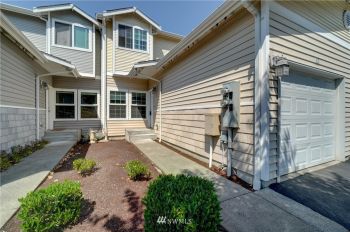 617 7th Street SE #17, Puyallup, WA 98372