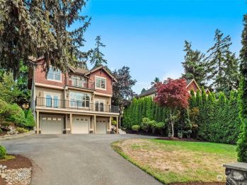 6614 Lake Washington Boulevard SE, Newcastle, WA 98056