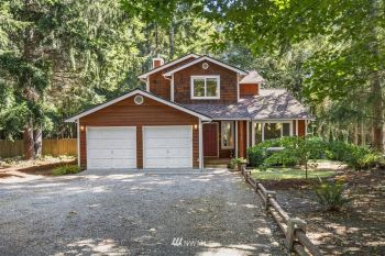 24762 Hillbend Lane NE, Kingston, WA 98346