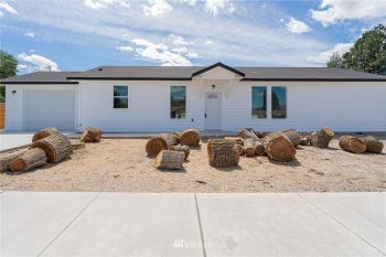 10 S Birch Street , Soap Lake, WA 98851