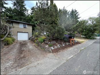 6614 S Langston Road , Seattle, WA 98178