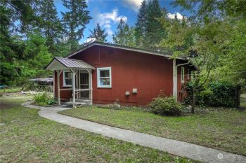8749 Cullens Road SE, Yelm, WA 98597