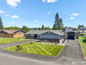 1212 Fieldcrest Avenue , Centralia, WA 98531