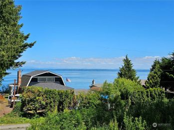 10253 NE Rose Point Way , Kingston, WA 98346