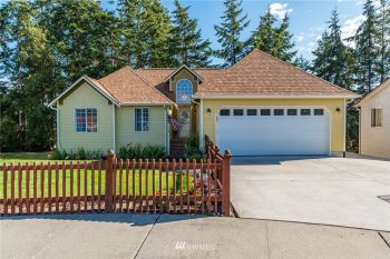 1451 SW 10th Avenue , Oak Harbor, WA 98277