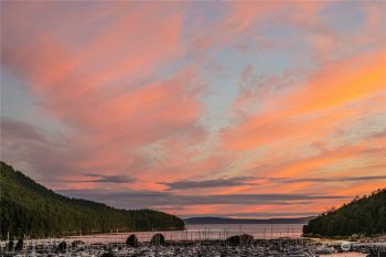 1510 Skyline Way #101, Anacortes, WA 98221