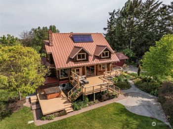 687 Woodcock Rd , Sequim, WA 98382