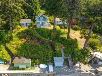 2028 Breezy Point Road , Camano Island, WA 98282