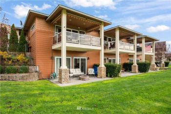9234 Red Cliff Drive NW #B-64, Quincy, WA 98848