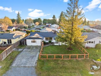 5536 N 11th Street , Tacoma, WA 98406