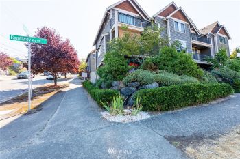6306 Fauntleroy Way SW #B, Seattle, WA 98136