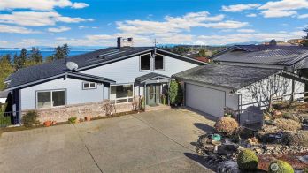 67 Conley Drive , Camano Island, WA 98282