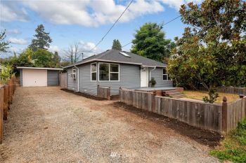 10641 1st Avenue SW, Seattle, WA 98146