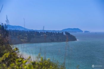 262 W Bluff Drive , Port Angeles, WA 98362