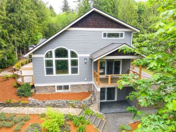 10758 Wayward Place NW, Silverdale, WA 98383