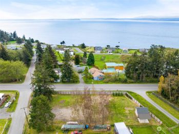 506 Shipping View Drive , Freeland, WA 98249
