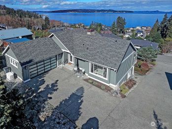 48 Vista Del Mar Street , Camano Island, WA 98282