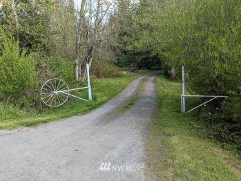 999 Old Olympic Highway , Port Angeles, WA 98362