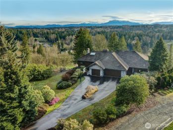 7501 129th Drive SE, Snohomish, WA 98290-6248