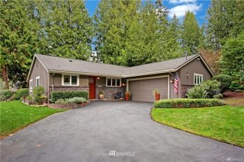 8827 184th Street SW, Edmonds, WA 98026