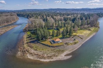 406 Green Water Drive , Toledo, WA 98591