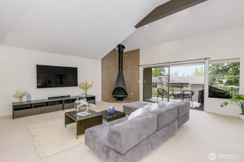 6367 Sand Point Way NE, Seattle, WA 98115