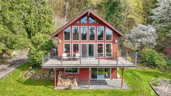 17826 E Lake Desire Drive SE, Renton, WA 98058