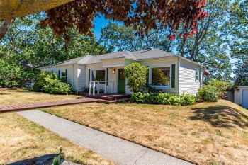 1537 SE 8th Avenue , Oak Harbor, WA 98277