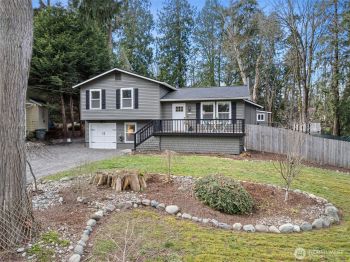24305 Taree Drive NE, Kingston, WA 98346