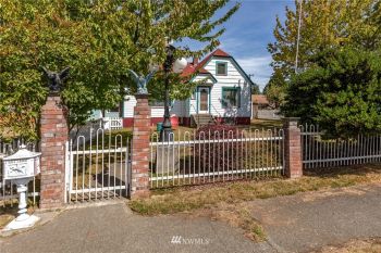 515 E 7th Street , Port Angeles, WA 98362