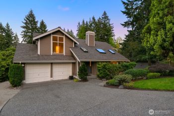 11404 NE 103rd Street , Kirkland, WA 98033