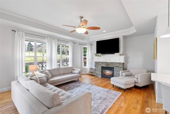 1709 18th Street Pl SE, Puyallup, WA 98372
