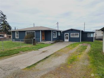 63 Avis Street , Port Angeles, WA 98362