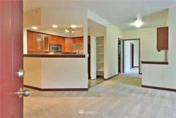 15300 112th Ave NE #A202, Bothell, WA 98011