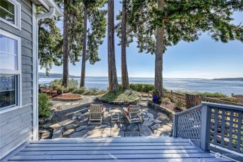 18684 Angeline Avenue NE, Suquamish, WA 98392