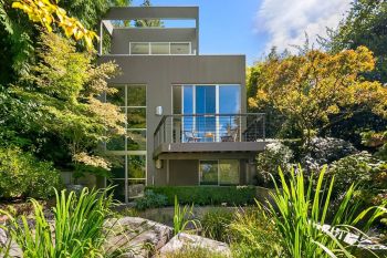 9204 SE 33rd Place , Mercer Island, WA 98040