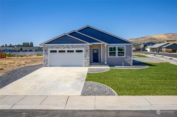 2377 Cascade Street , Ephrata, WA 98823